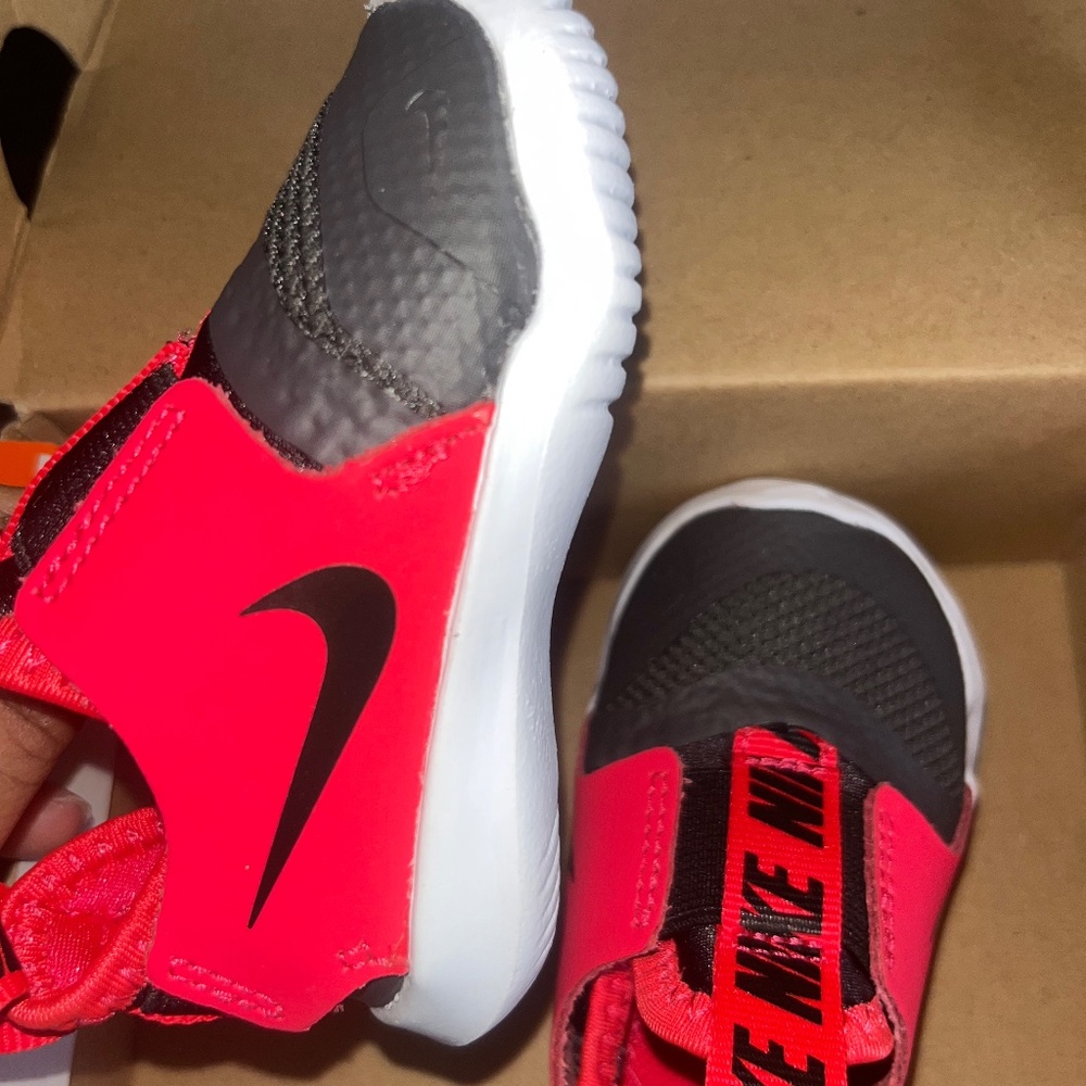 Nike flex runner
